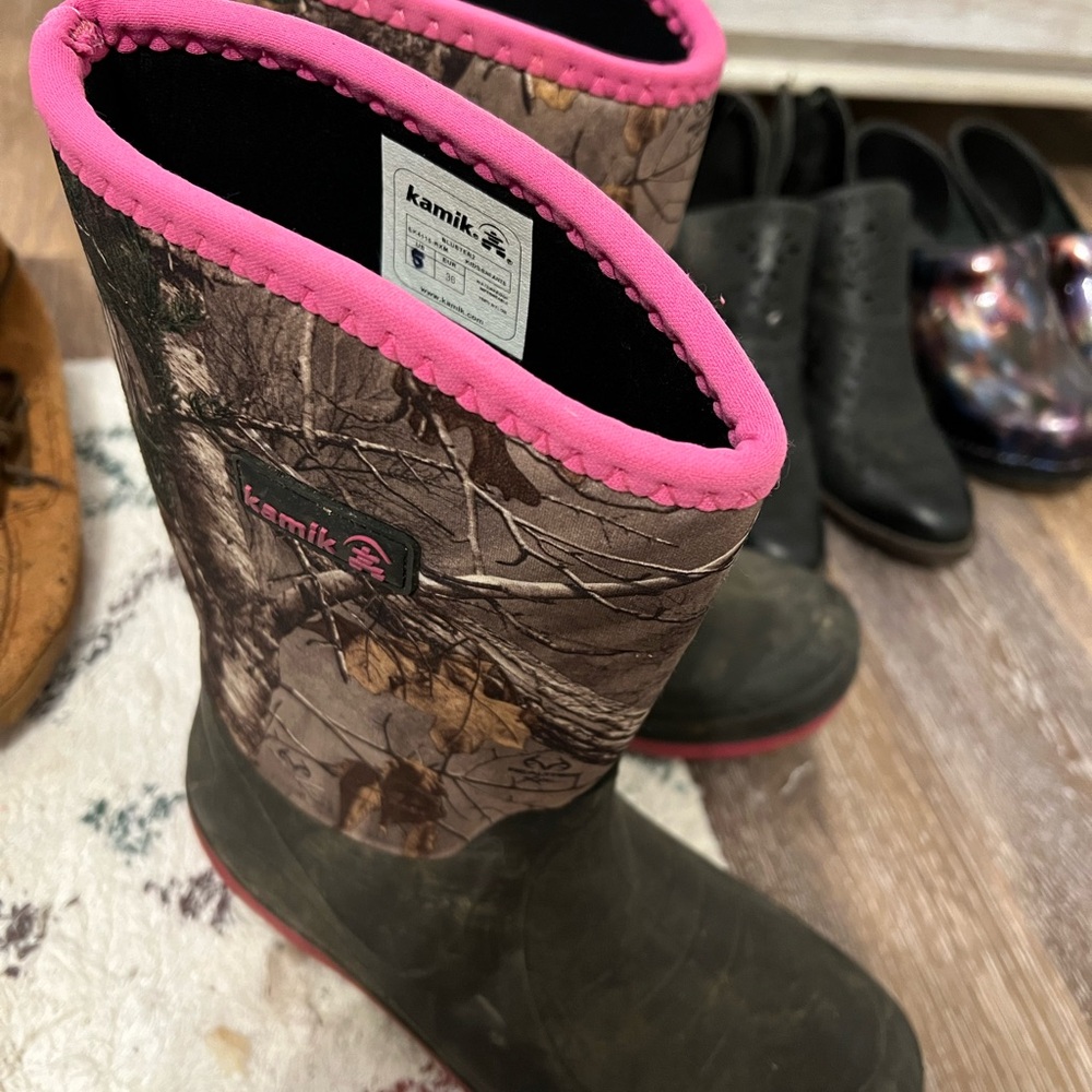 Kamik Kids' Boots with Pink and Camouflage Design size 5 $35